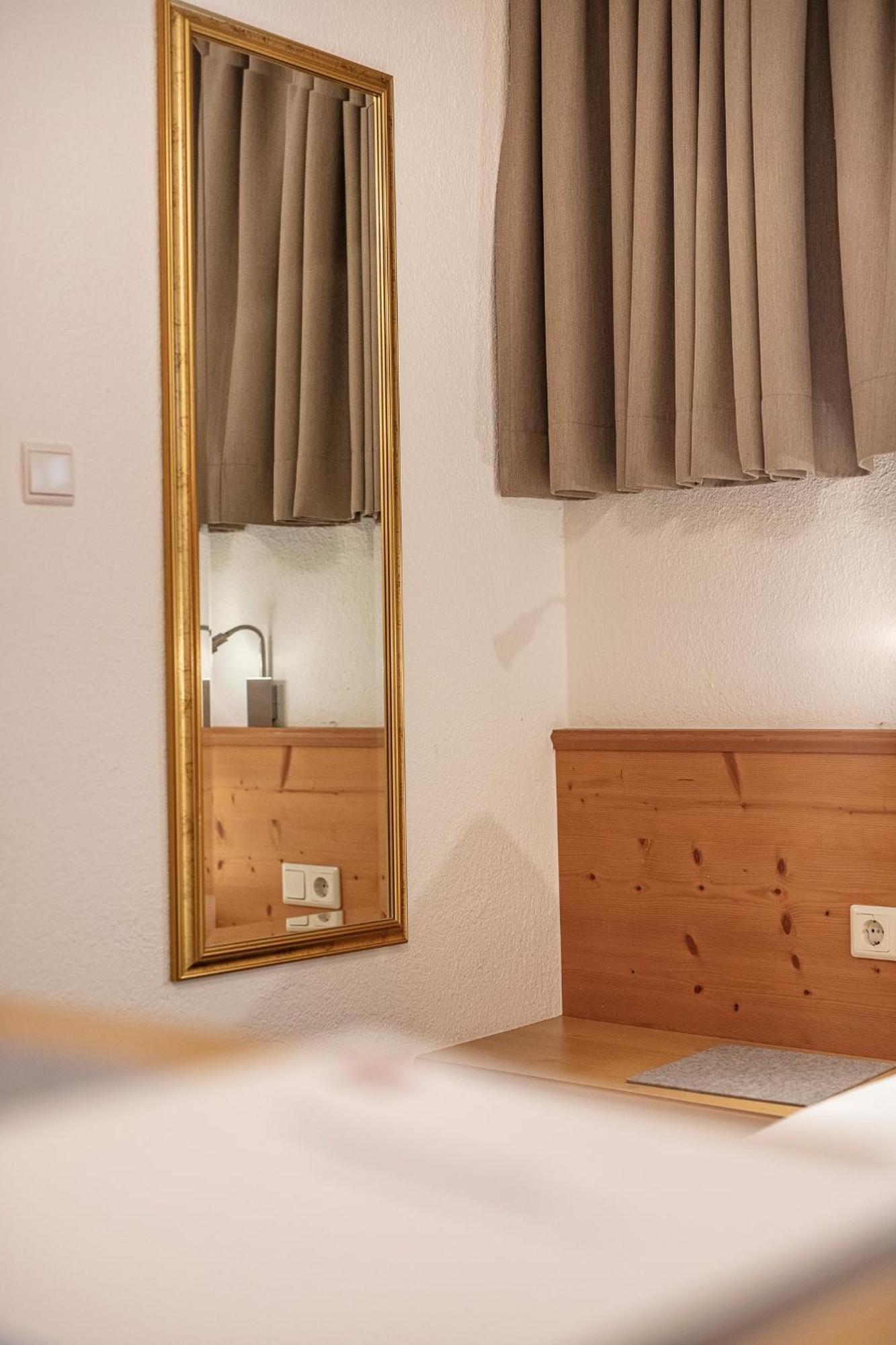 Gustls Ferienhaeusl Apartment เซิลเดน ภายนอก รูปภาพ